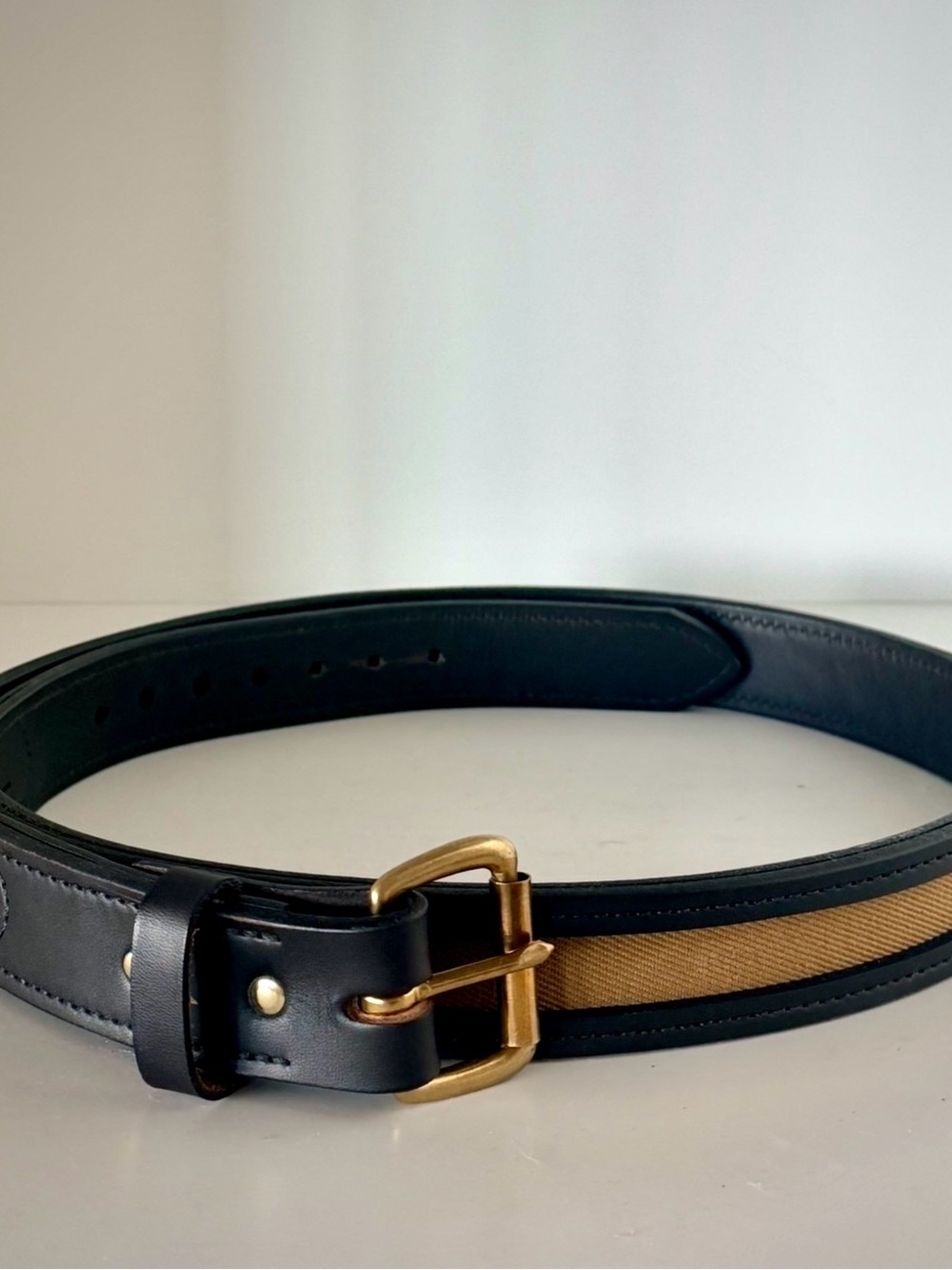 Filson Black Bridle Leather Tan Canvas Belt Style 30054 Size 50 NWOT